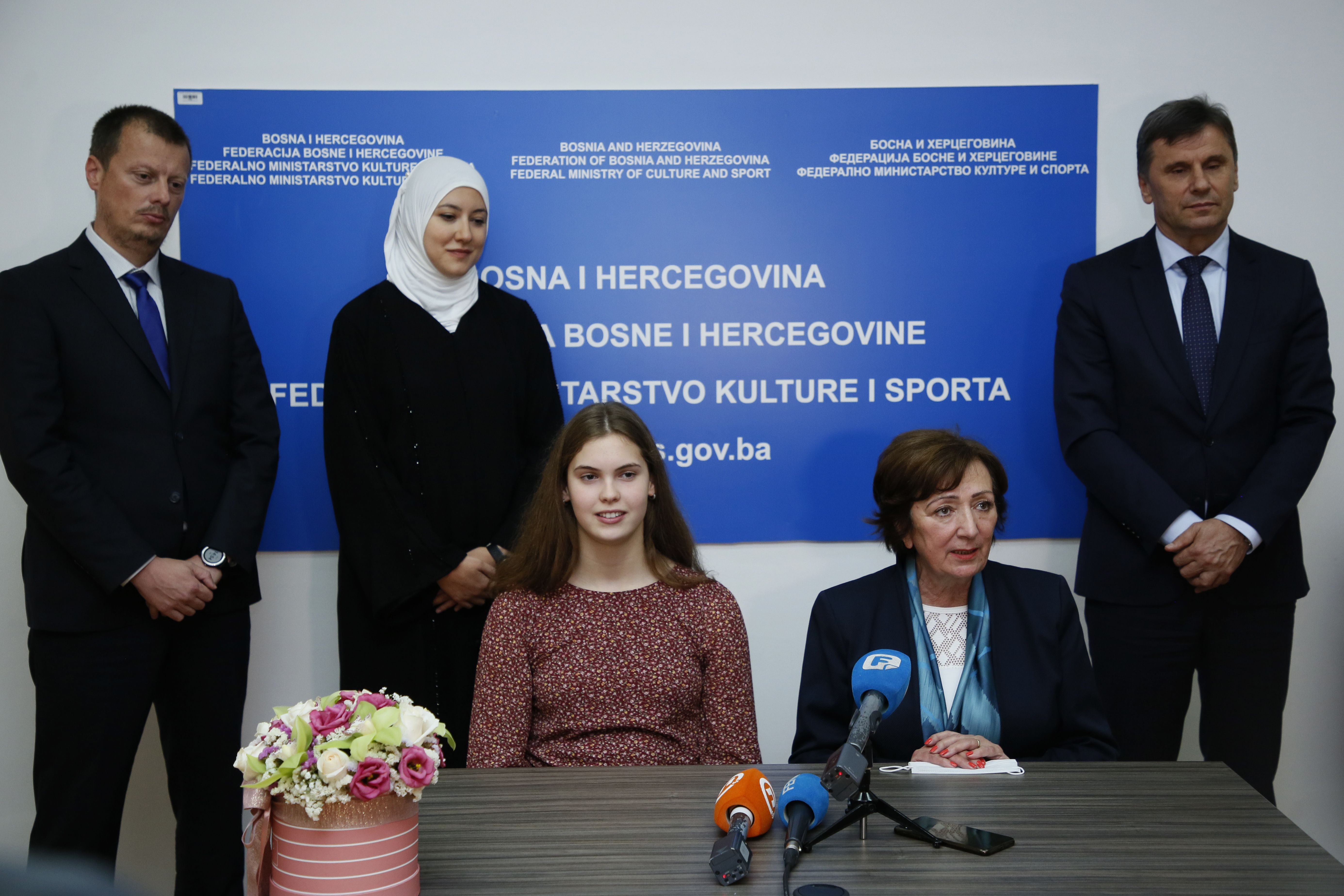 Novalić i Dujmović primili najbolju bh. plivačicu Lanu Pudar