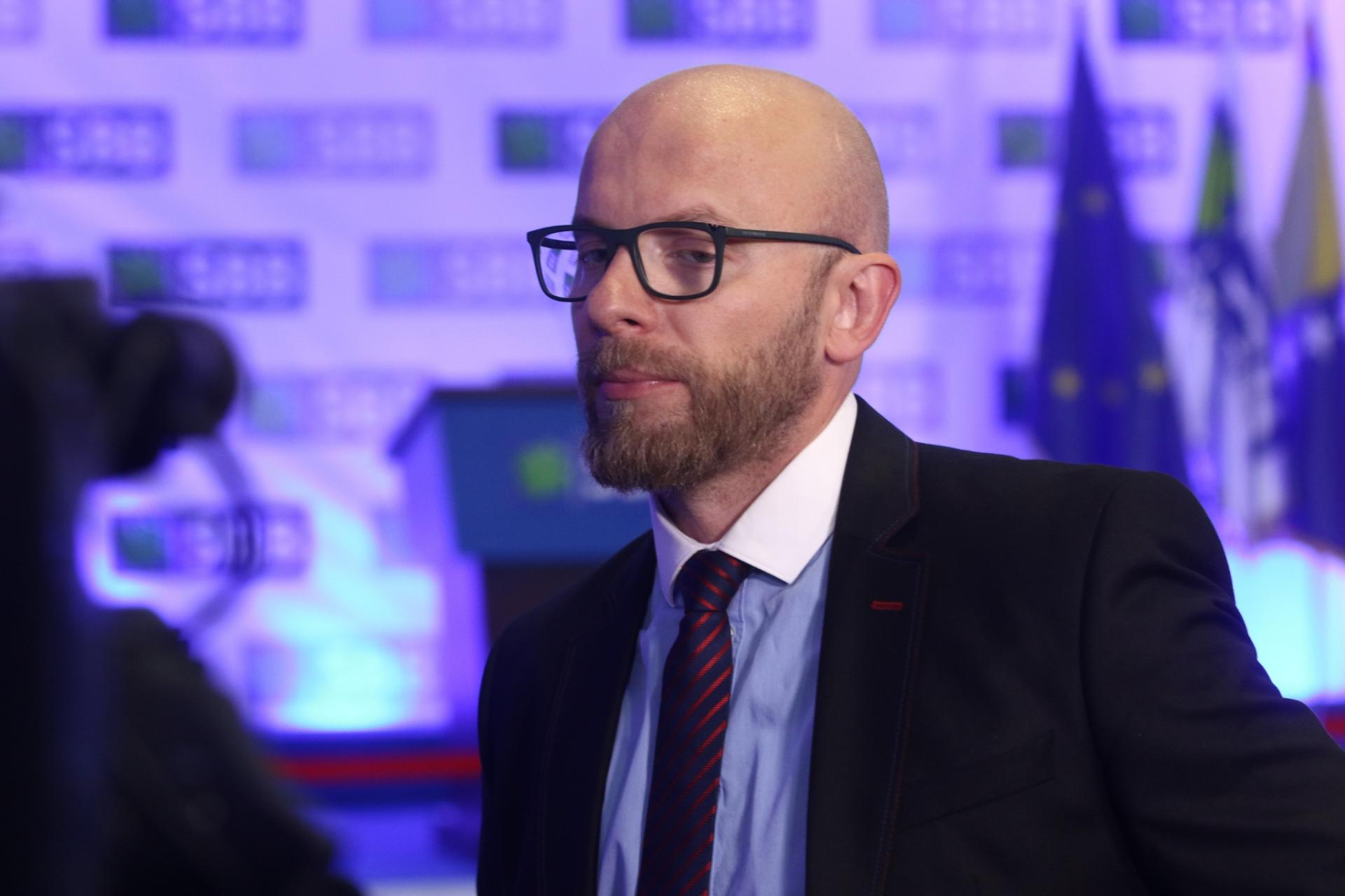 ADIS ARAPOVIĆ: Javna je tajna da se javni novac koristi za financiranje podobnih