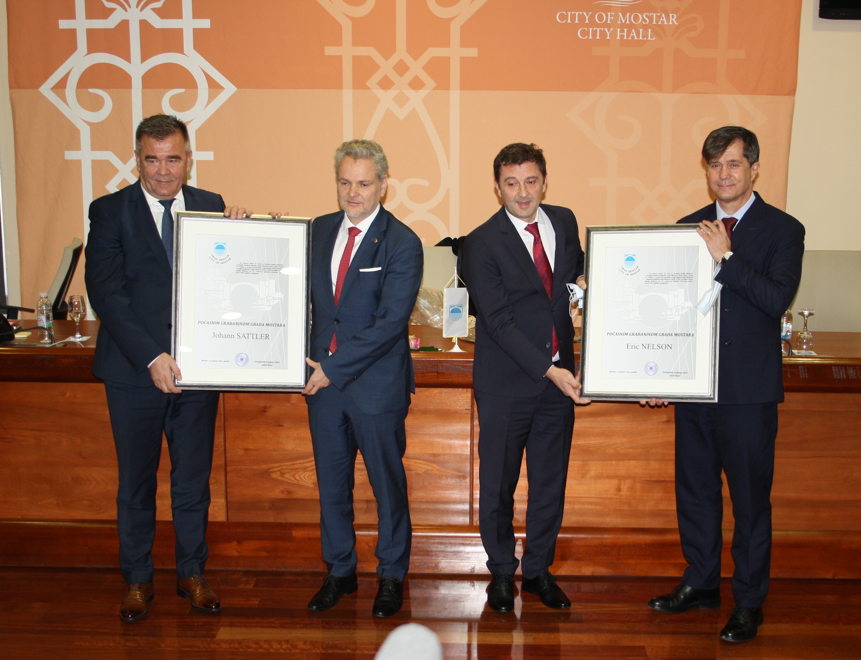Dodikovi interesi važniji od vraćanja demokracije u Mostar