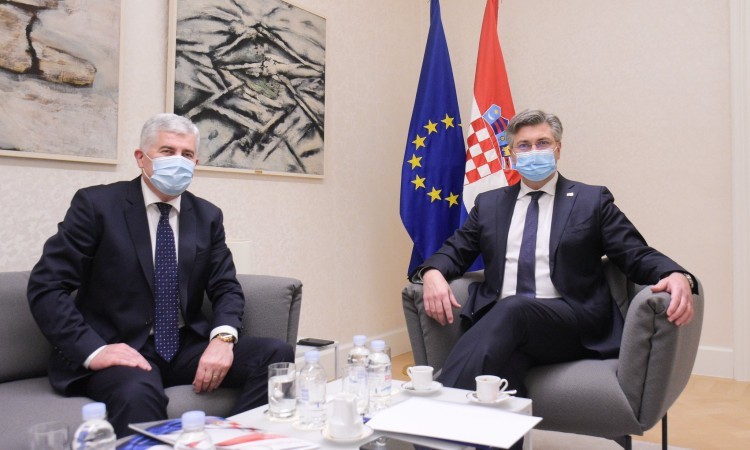 SASTALI SE U ZAGREBU: Plenković i Čović 'ozbiljno zabrinuti'