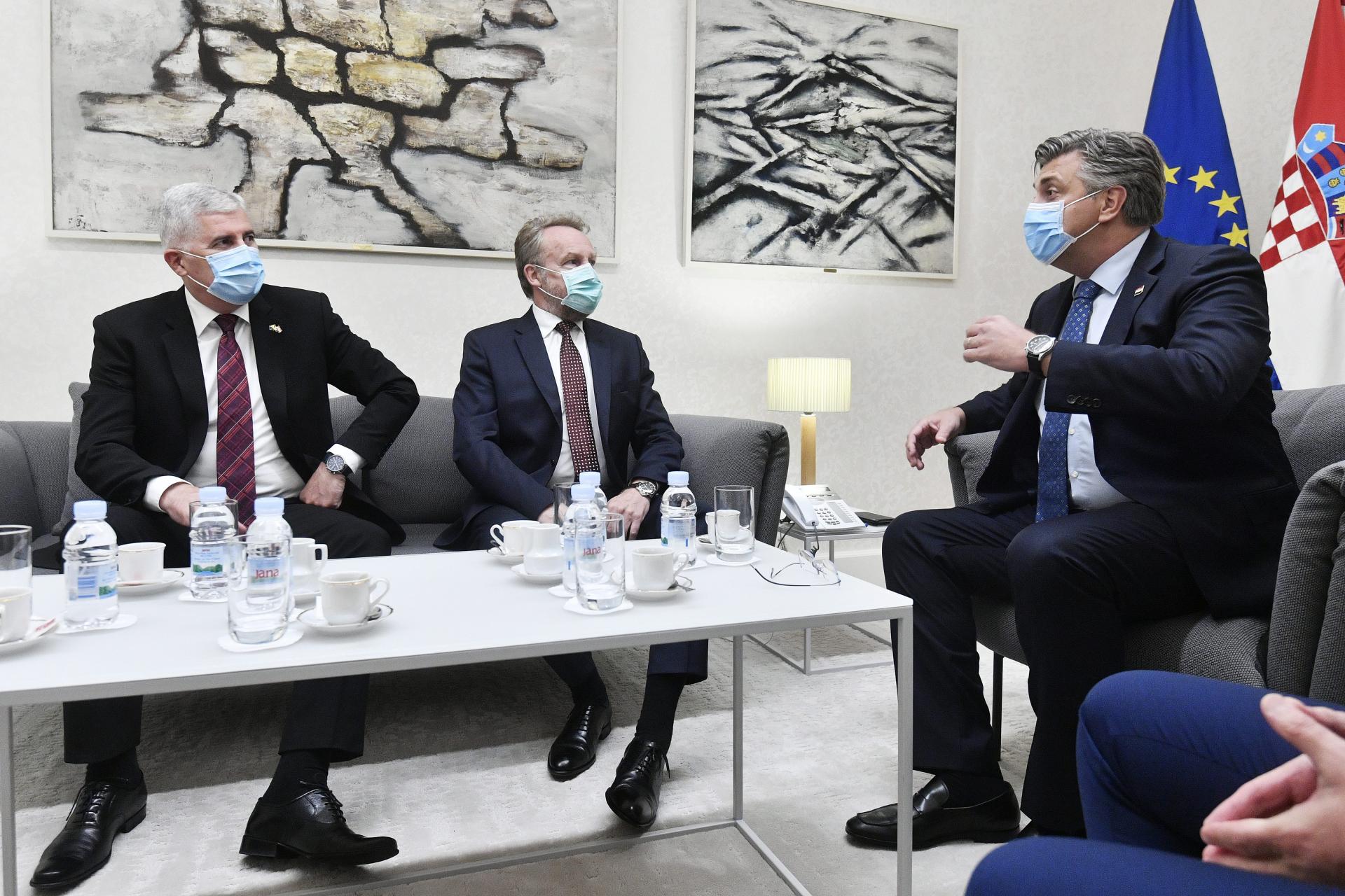 Plenković pozvao bošnjačke i hrvatske lidere da se dogovore