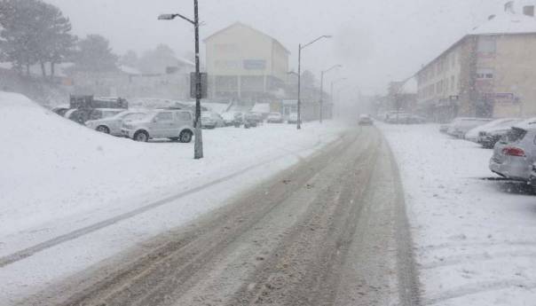 Narednih dana oblačno sa susnježicom i snijegom, na jugu kiša