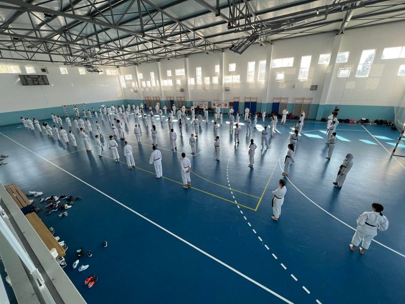 Sjajan dan za KK Semih: 200 polaznika na karate seminaru