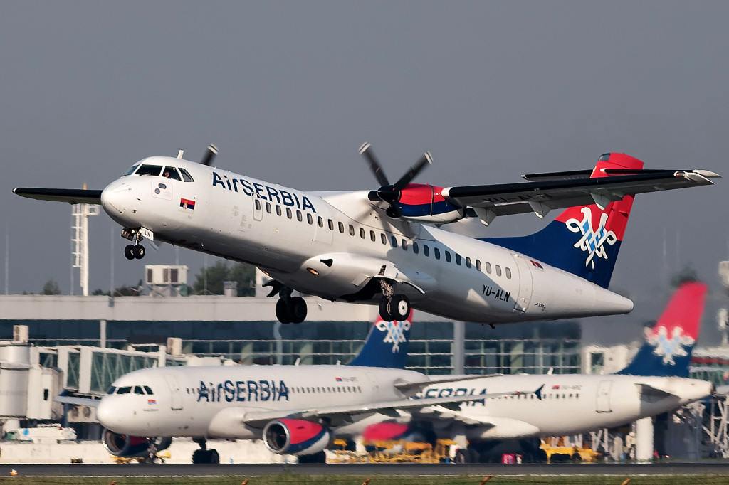 Air Serbia dobila treću dojavu u pet dana o bombi u avionu za Moskvu, Vučić kaže da se vodi hajka protiv Srbije