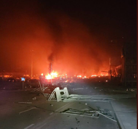 KIjev pod napadima, Ukrajinci tvrde da su uništili cijelu tenkovsku pukovniju, Rusi pozivaju na predaju u Mariupolju (VIDEO)