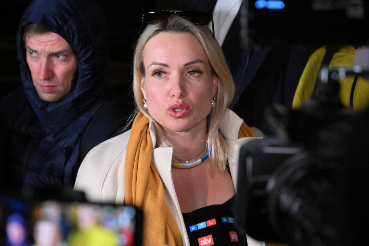 Ruska TV novinarka Marina Ovsjanjikova kažnjena sa 30.000 rubalja