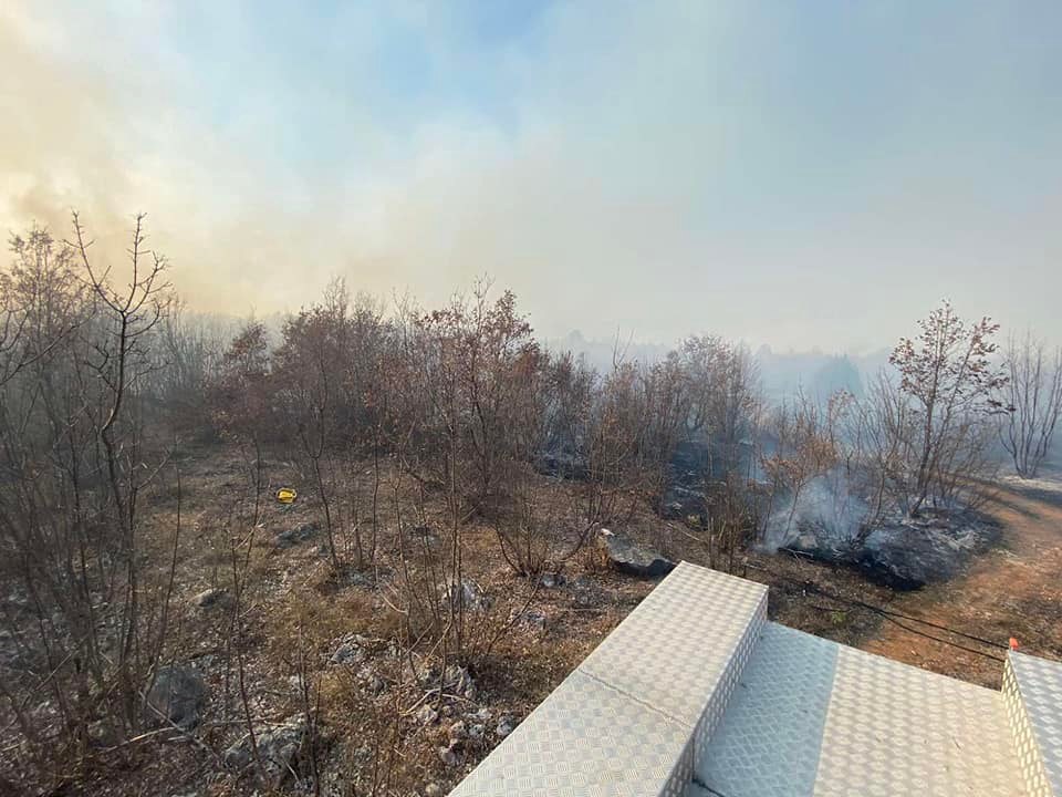 Na području Mostara plamte dva požara