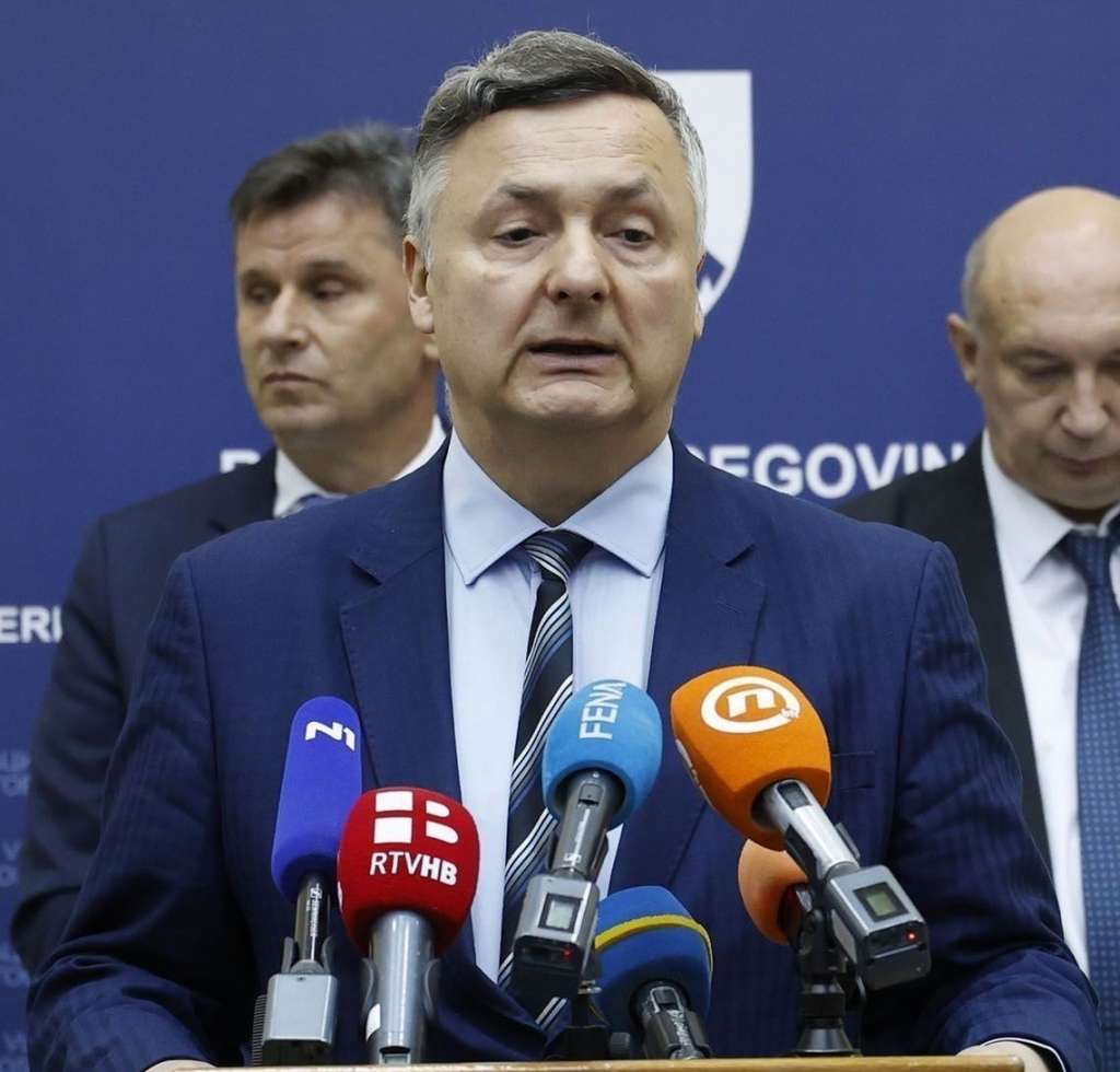 Više od 110 tisuća korisnika mobilne aplikacije 'FMT FBiH oil info'