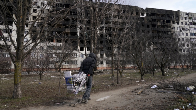 Rusi tvrde da su zauzeli centar Mariupolja, Nijemci presreli ruske razgovore o masakru u Buči
