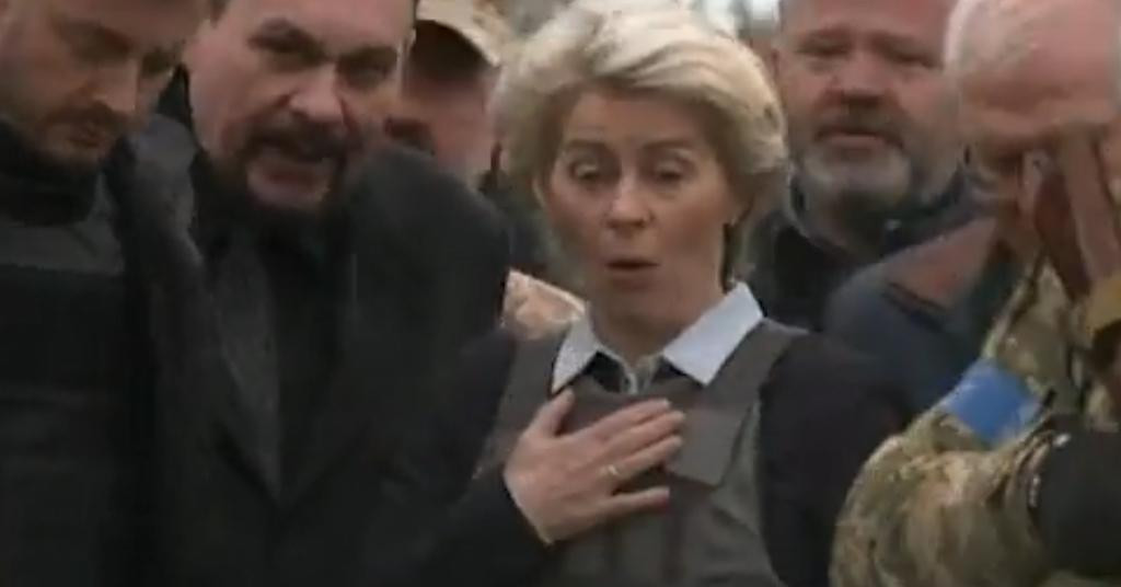 Šokirana Ursula von der Leyen kraj leševa u Buči (VIDEO)