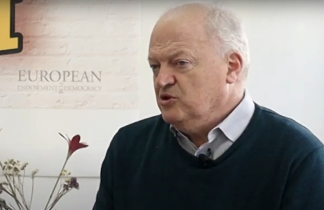 VIDEO: Razgovor s fra Ivanom Šarčevićem - Zašto je vjera u službi politike?