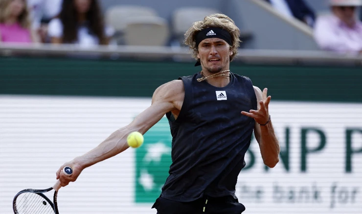 RG: Zverev preko Alcaraza do polufinala