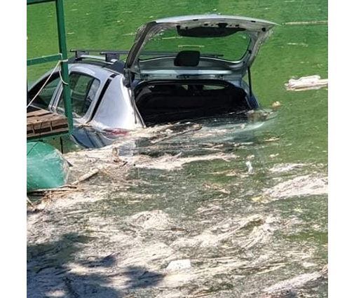 Na Jablaničkom jezeru se utopio bivši direktor HE Neretva: Krenuo za automobilom koji je upao u jezero