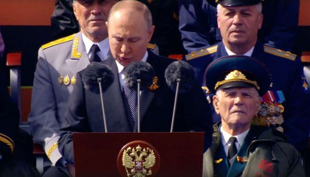 Putin u obraćanju na paradi za Dan pobjede: Borite se za sigurnost Rusije