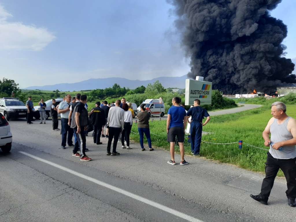 Veliki požar u bihaćkoj firmi Austrotherm