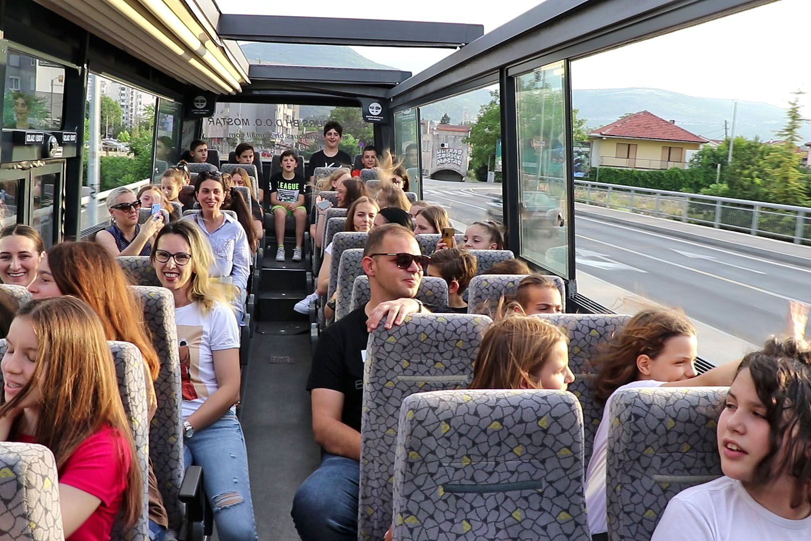 Cabrio bus Mostar od idućeg tjedna vozi hercegovačku rutu ali i gradsku vožnju