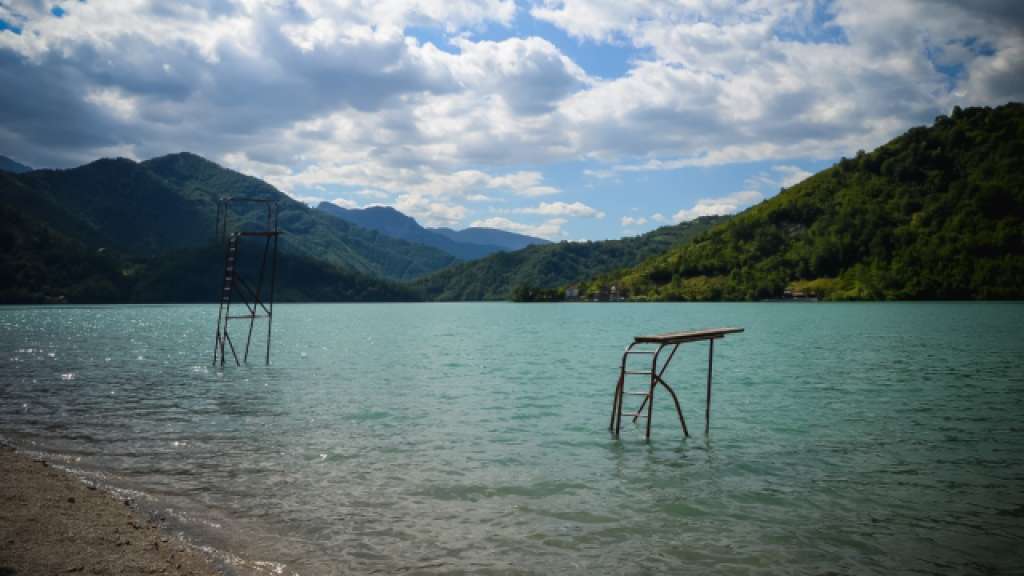 Besplatan prevoz za mlade do jablaničkih plaža