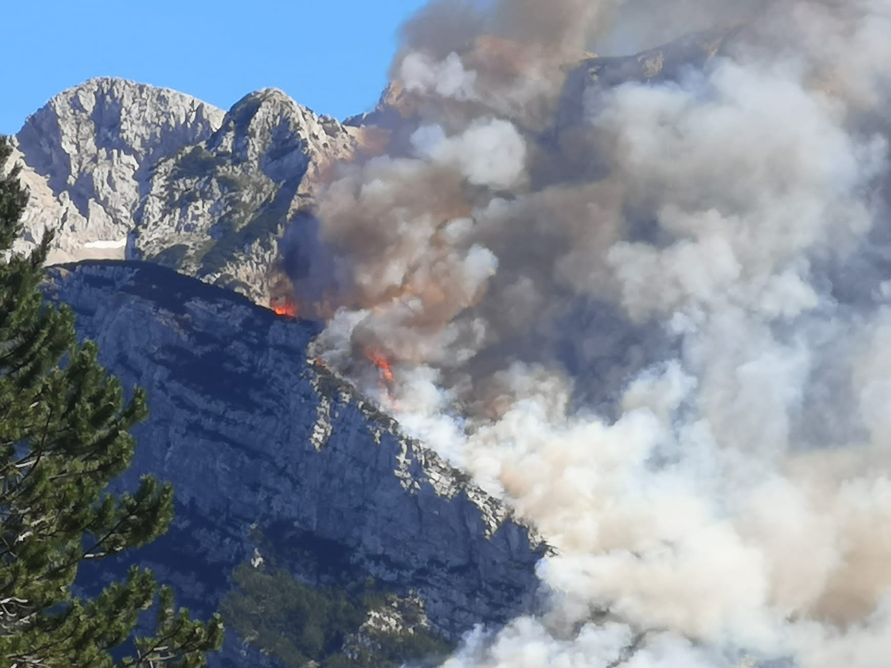 Aktivni požari na Borcima i Glavatičevu