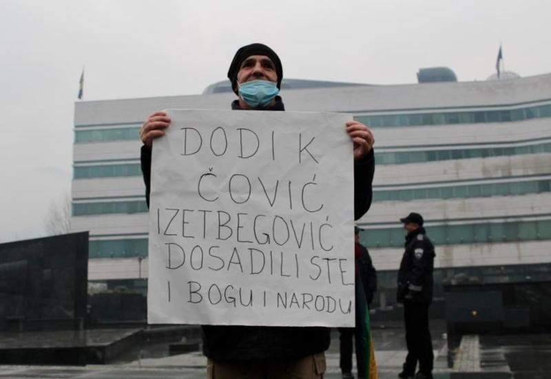 OVO JE TEK POČETAK: Građani BiH počinju prosvjedovati protiv vlasti!