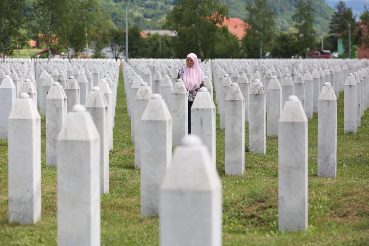 Skandalozan tvit mladeži njemačkih Zelenih: ‘Genocid u Srebrenici počinili su Srbi, ali i Hrvati!‘
