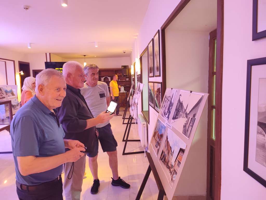 U sklopu Konjičkog kulturnog ljeta: Otvorena izložba fotografija 'Konjički vremeplov'