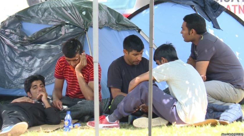 U dva prihvatna centra trenutno boravi oko 500 migranata