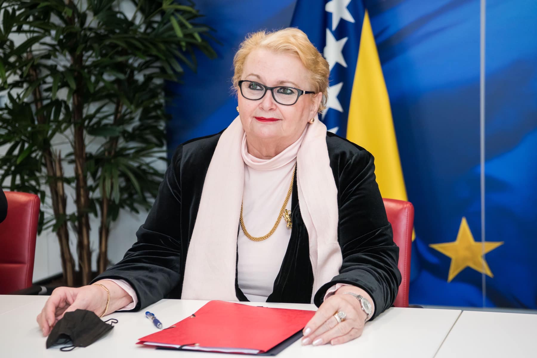 Turković sa službene kartice Ministarstva potrošila duplo veći iznos od limita