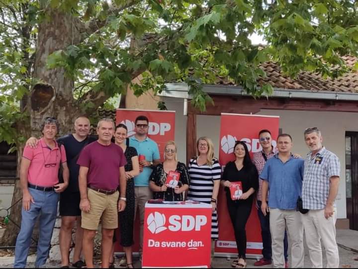 SDP-ovi kandidati se družili s građanima Blagaja