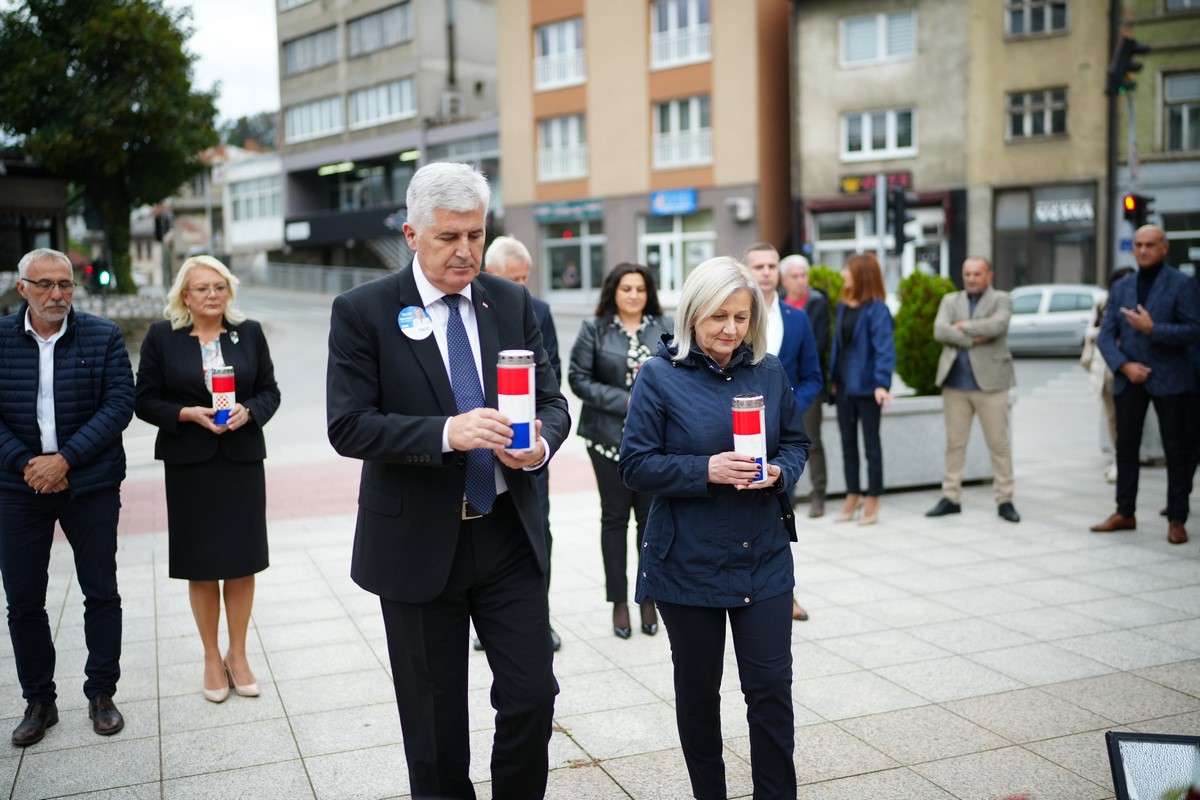 Krišto: Ovo su povijesni izbori, i za BiH i za Hrvate u BiH