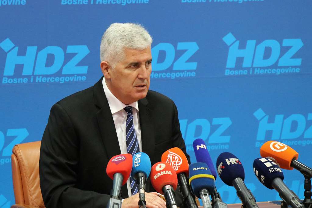 Čović: Treba osporiti i legalnost i legitimitet Željka Komšića