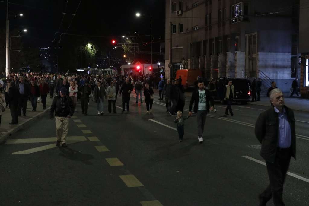 S prosvjeda u Sarajevu poslan ultimatum Christianu Schmidtu