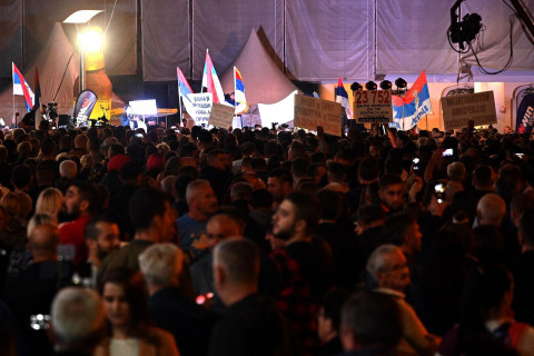 Tisuće prosvjednika u Banja Luci viče: 'Mile, lopove'