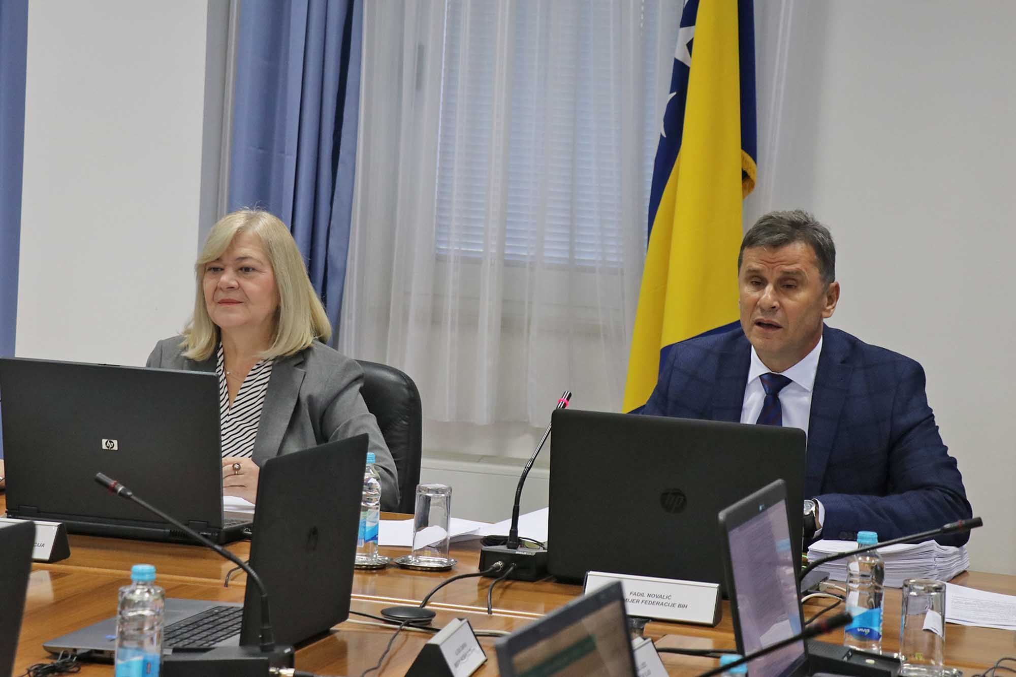 Ograničeno povećanje cijena električne energije za gospodarske subjekte na 20 posto