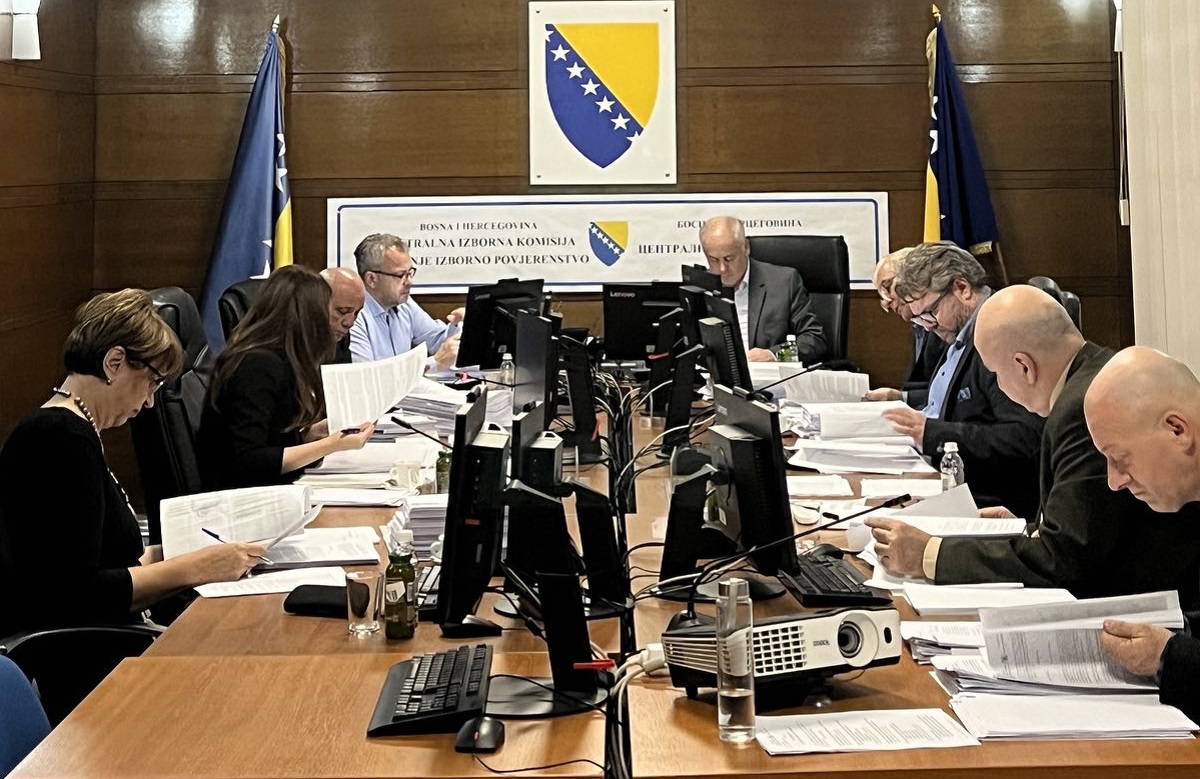 Sreća pomogla SDA: Iz "šešira" dobili delegata