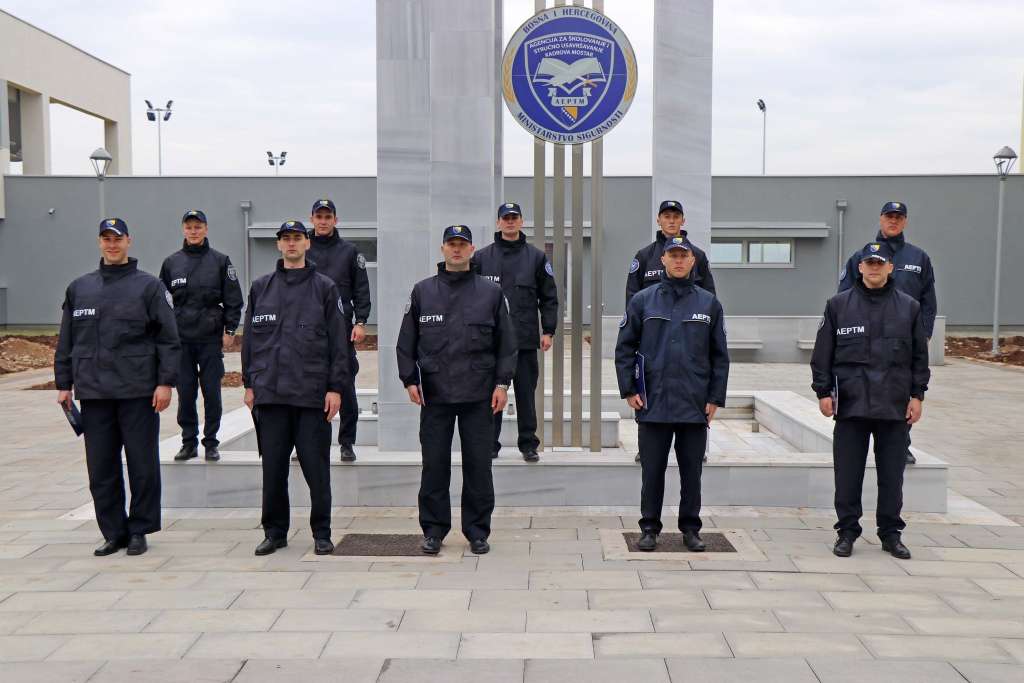 MUP HBŽ-a traži 60 policajaca