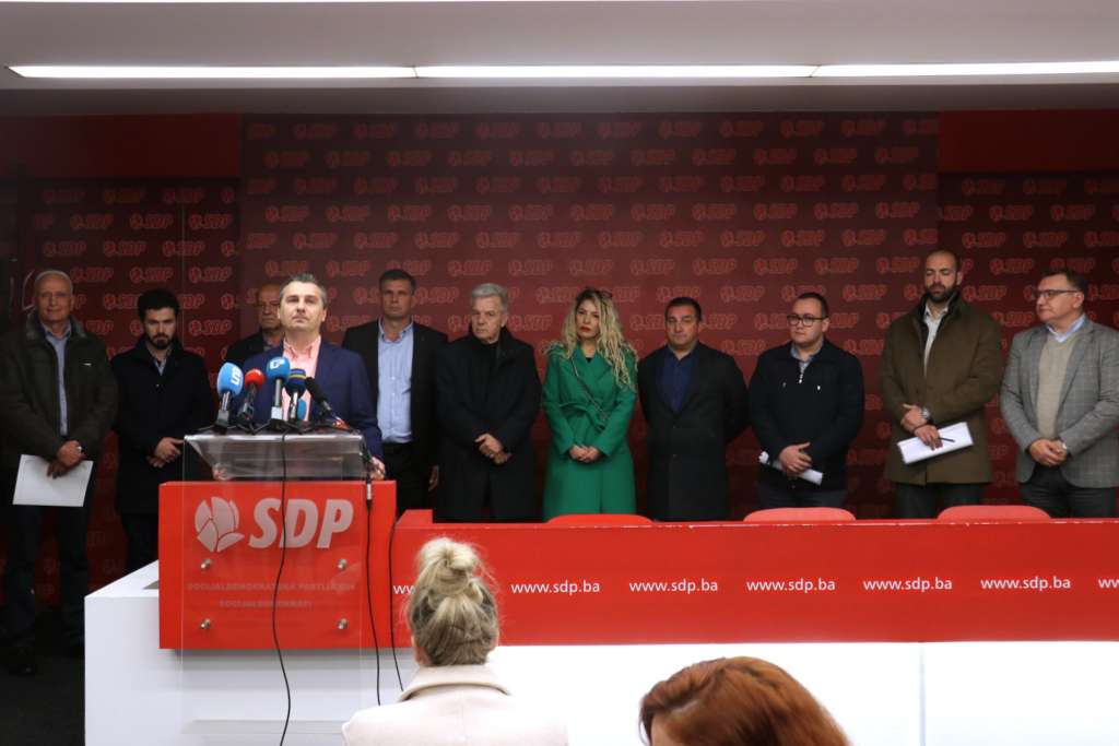 Osam stranaka usuglasilo tekst programskih načela koji će ponuditi HDZ-u