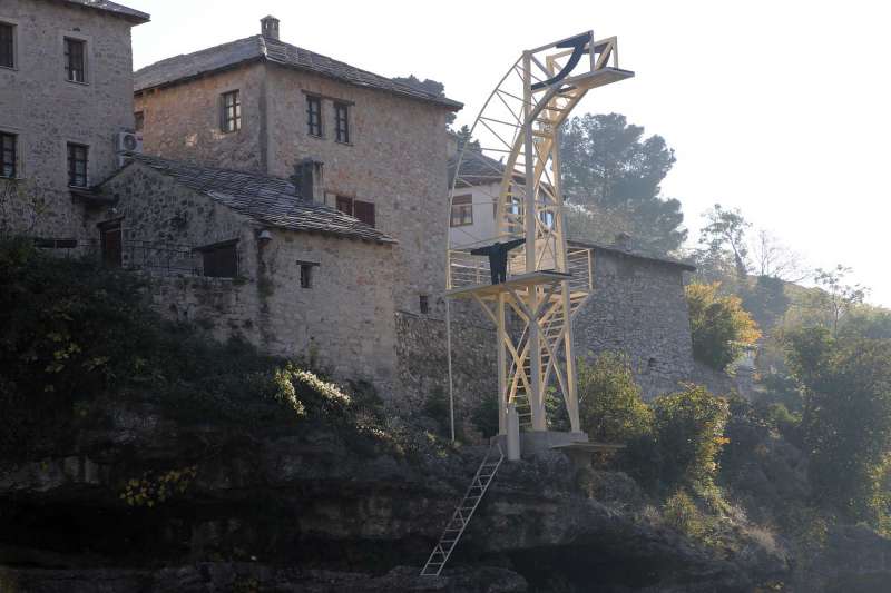 UNESCO reagirao na gradnju skakaonice kod Starog mosta i kod nekropole Radimlja