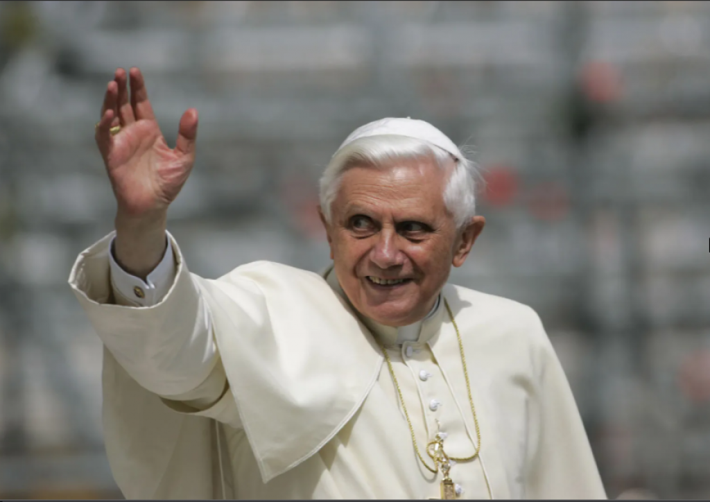 Preminuo bivši papa Benedikt XVI