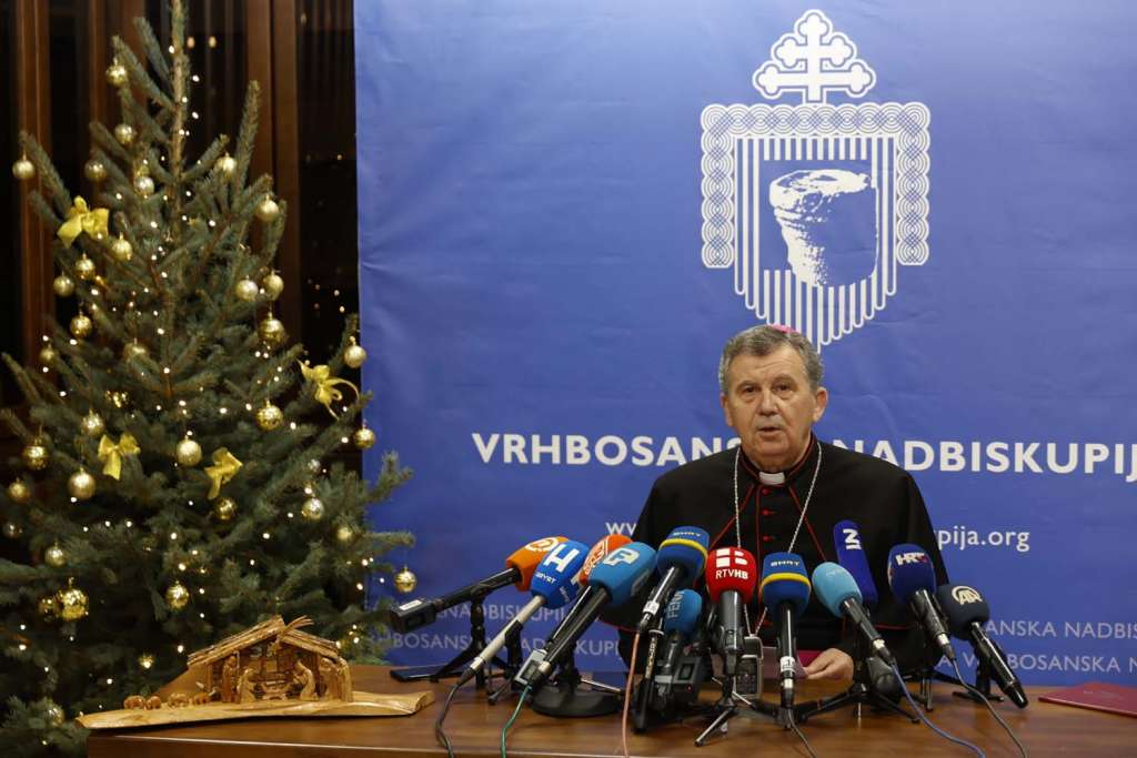 Nadbiskup Vukšić: Isus još uvijek traži smještaj (VIDEO)