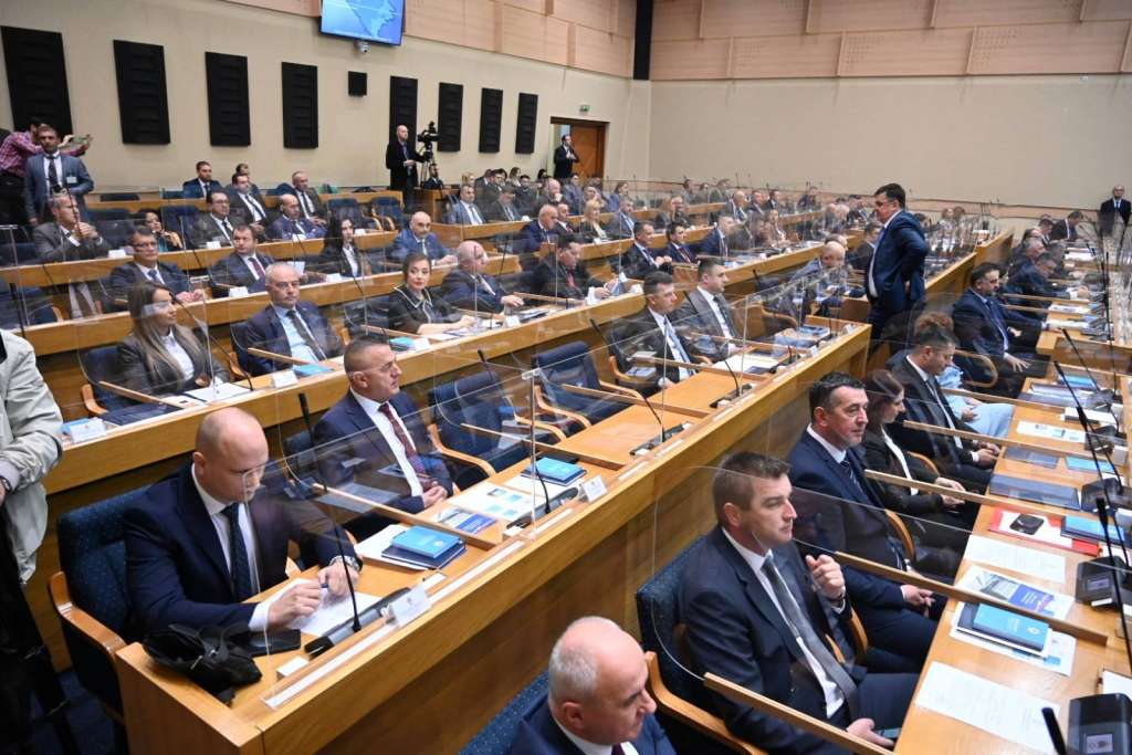 NSRS: Izabrani delegati za Dom naroda PSBiH, četiri delegata iz SNSD-a