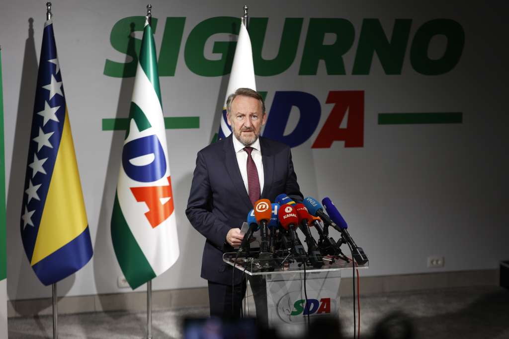 Izetbegović kaže da SDA neće ništa blokirati