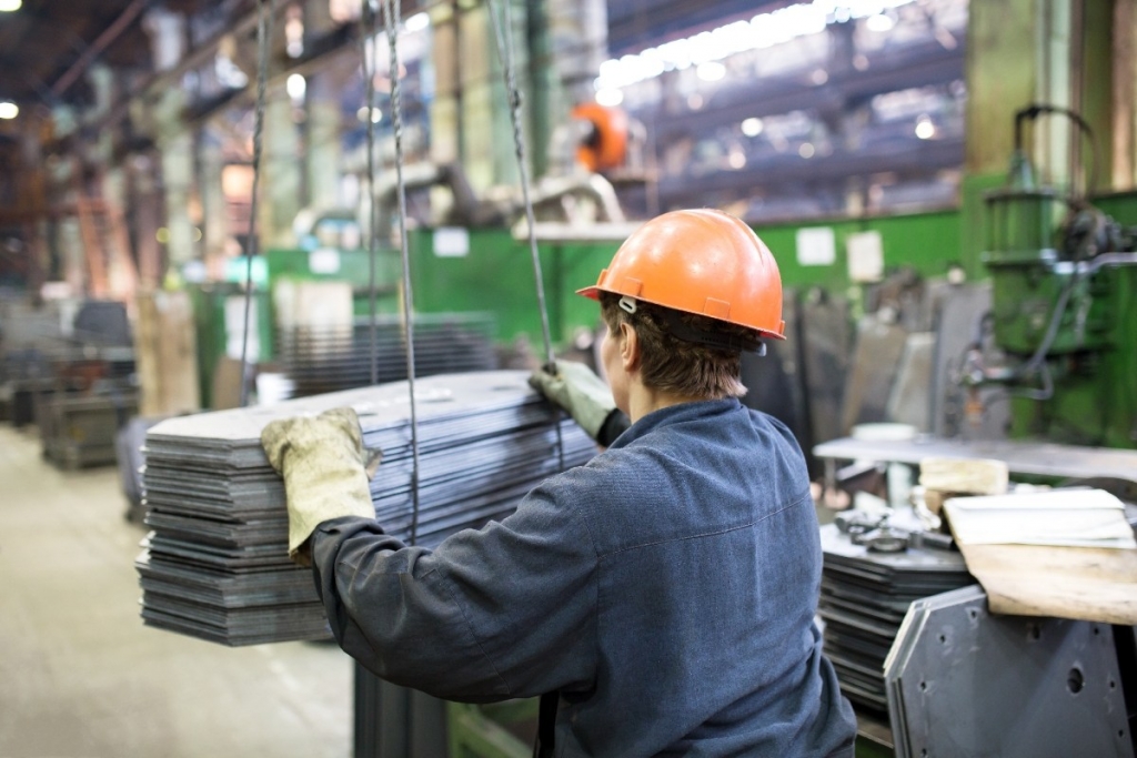 Nastavak pada prometa industrije, manji i promet trgovine na malo u BiH