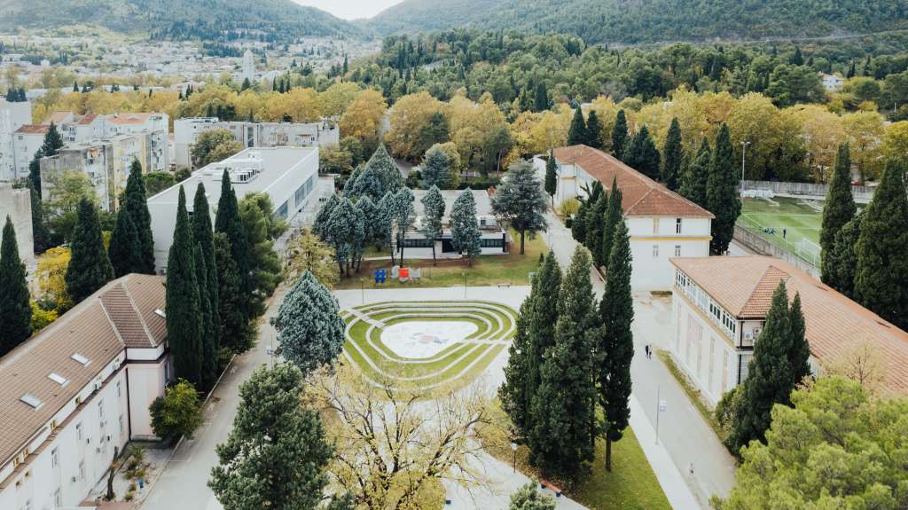 Na Sveučilištu u Mostaru studira 20 posto stranaca