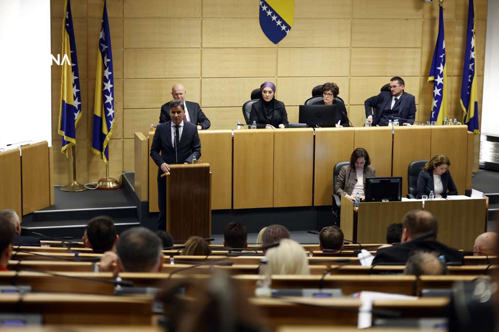 Novalić nije prihvatio amandmane na budžet FBiH