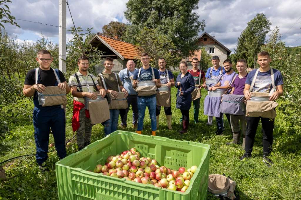 Otvorene prijave za osposobljavanje mladih za rad u poljoprivredi