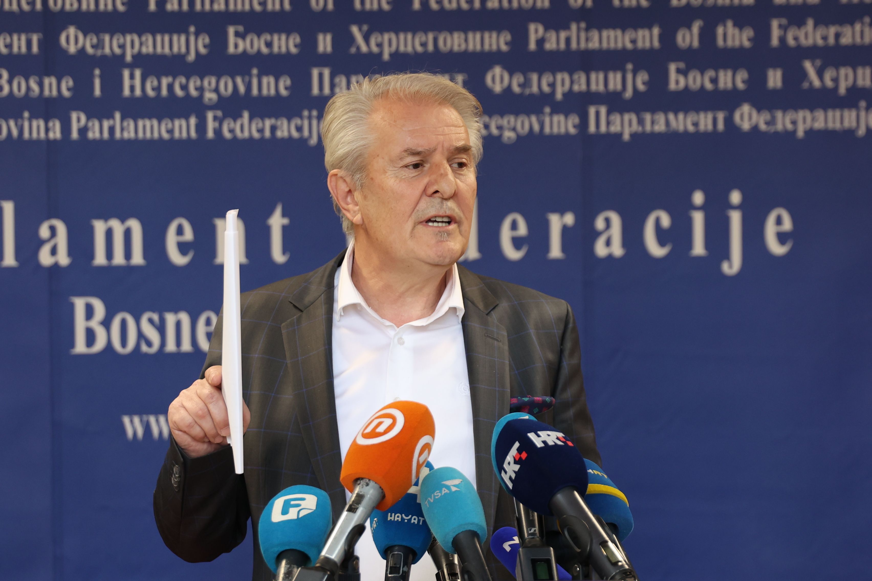 Lendo kaže da neće potpisati novu Vladu FBiH jer u njoj nema nikog iz SDA