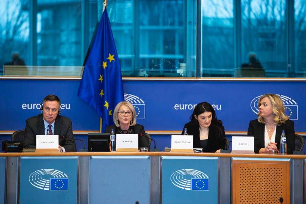 Krišto u Bruxellesu: Blokiranje uspostave vlasti samo šteti BiH pred europskim prijateljima