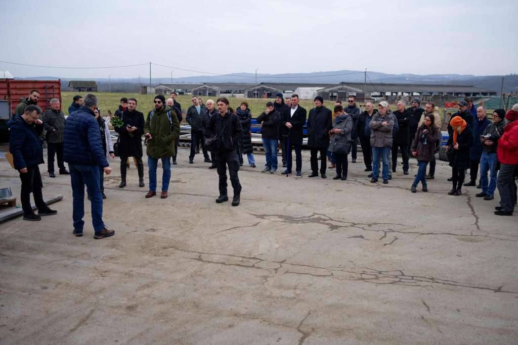 Bivši logoraši i mirovni aktivisti obišli mjesta zatočenja