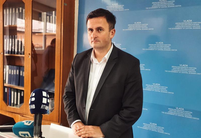 Vitez: Matić glavna stranačka mecena, Marjanović gurnut na marginu
