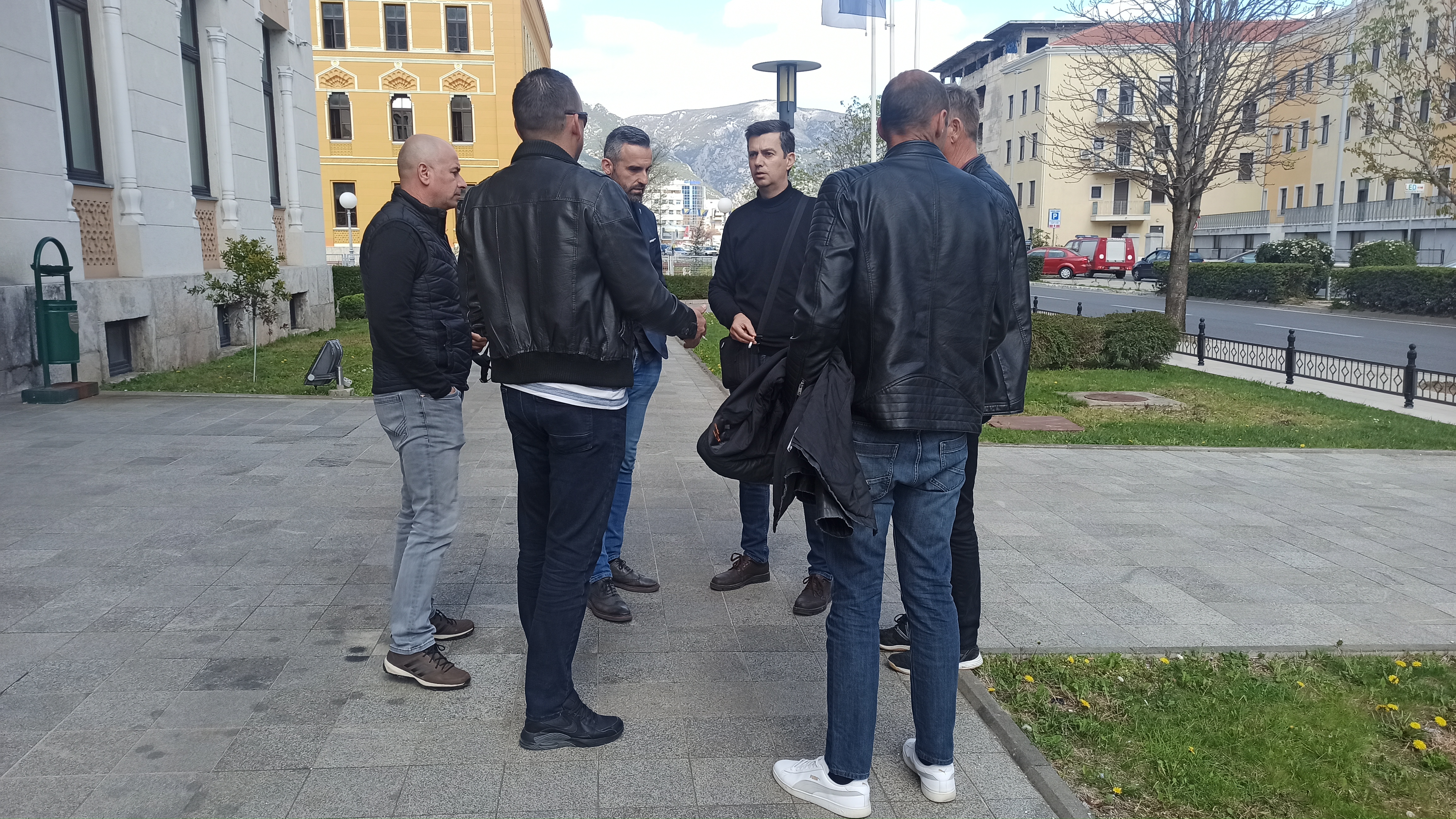 MJEŠTANI MILJKOVIĆA I KOZICE: Ne pristajemo na solarne elektrane u našem mjestu